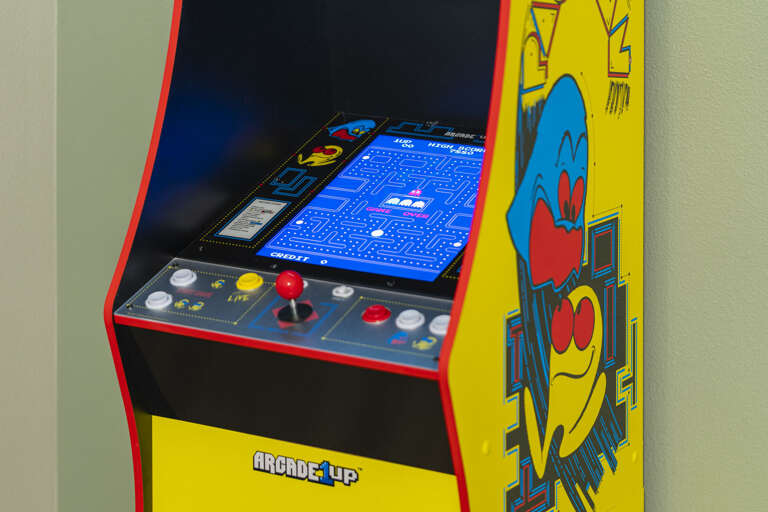 Arcade Game Machine With Colorful Graphics