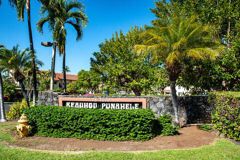 Tropical Landscaping Around A Sign Reading Keauhou Punahele Tropical Landscaping Around A Sign Reading Keauhou Punahele
