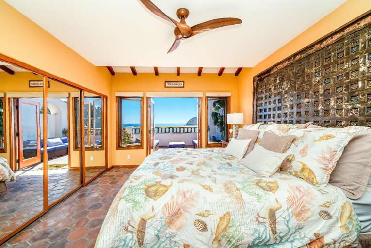 "Immaculate villa with the best ocean view in Avalon! The host was very attentive and available - and even offered us an early check in without us asking for it. The golf cart that comes with the property makes it really easy to get around." Denise stayed "Immaculate villa with the best ocean view in Avalon! The host was very attentive and available - and even offered us an early check in without us asking for it. The golf cart that comes with the property makes it really easy to get around." Denise stayed