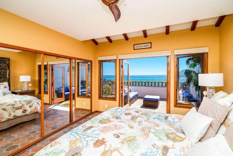 "This villa was exactly as described. It was breathtaking! I brought my parents here for the first time and they had an amazing time. The host was very nice and informative!" Jamie stayed Nov 2021  "This villa was exactly as described. It was breathtaking! I brought my parents here for the first time and they had an amazing time. The host was very nice and informative!" Jamie stayed Nov 2021