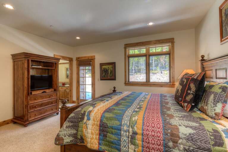 Watch a movie before bed | Master Bedroom | King-sized bed | Main Level Watch a movie before bed | Master Bedroom | King-sized bed | Main Level