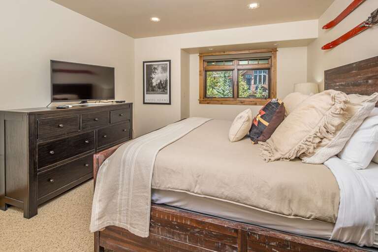 Watch TV After a Long Day Exploring | King-Sized Bed | Upper Level Watch TV After a Long Day Exploring | King-Sized Bed | Upper Level