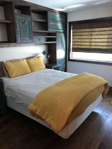 Comfy bed with storage| Master 1 | Queen-sized bed | Main Level Comfy bed with storage| Master 1 | Queen-sized bed | Main Level