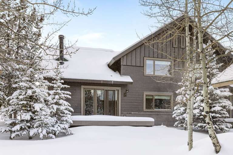 Ski-in/Ski-out from your door | Exterior