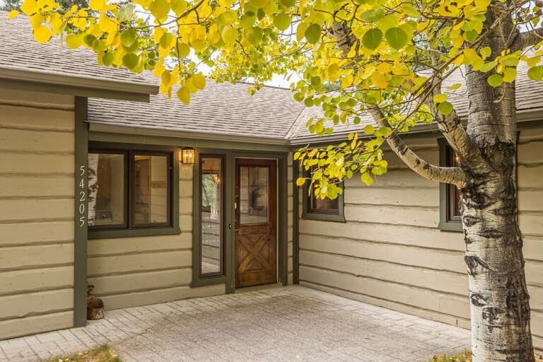 Front Entrance | Exterior