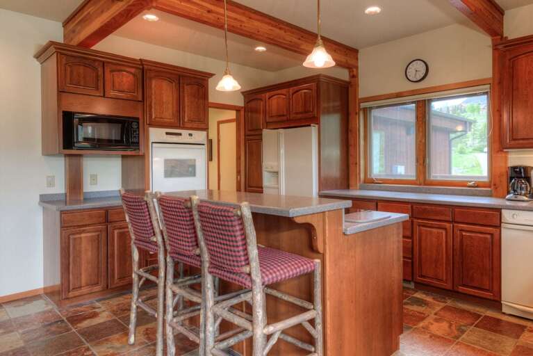 Have breakfast at the bar | Main Level Have breakfast at the bar | Main Level