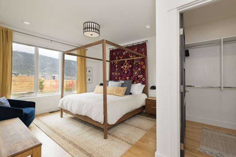 Primary Bedroom | King Bed | Main Level