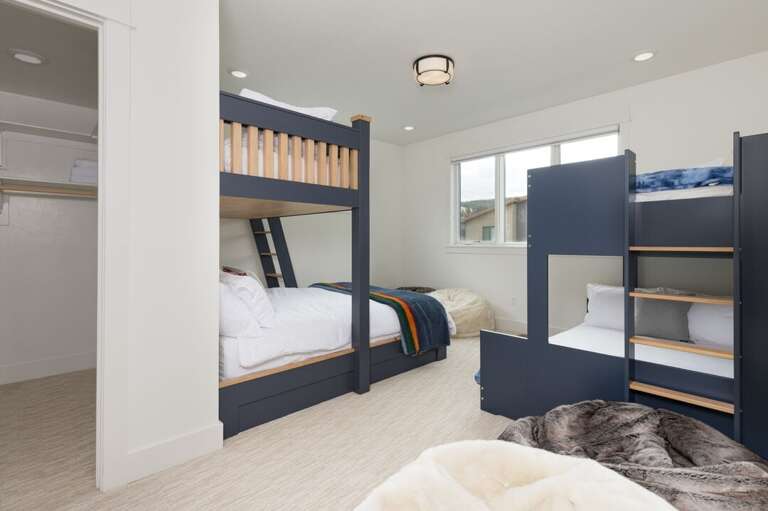 Twin over Queen Bunk, 1 Twin XL over Full XL Bunk | Upper Level