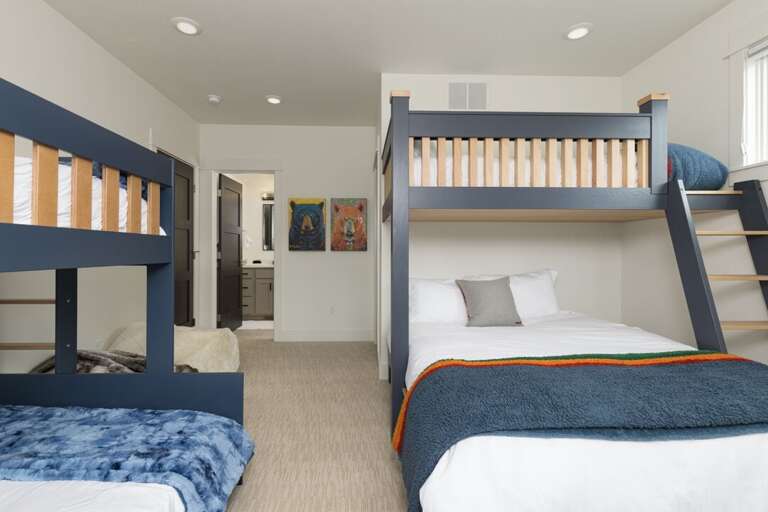 Twin over Queen Bunk, 1 Twin XL over Full XL Bunk | Upper Level