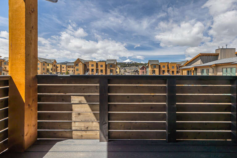 City Views | Exterior