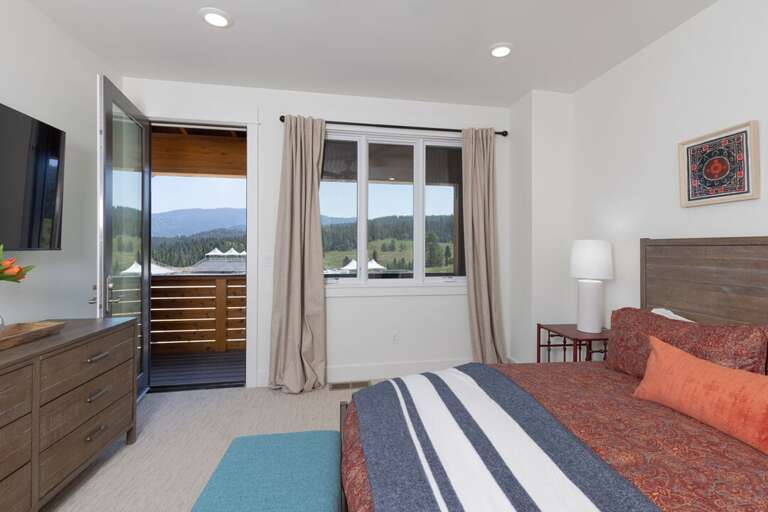 Step out onto the private balcony and enjoy the sunrise | Upper Level