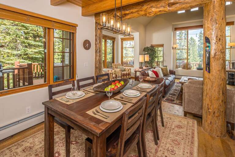 Enjoy a meal with your closest friends and family | Main Level Enjoy a meal with your closest friends and family | Main Level