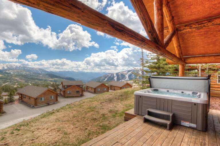 Enjoy the big sky from the hot tub | Exterior