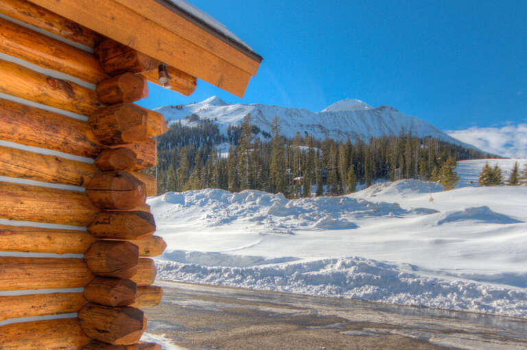 The sun is so beautiful on the snow | Exterior