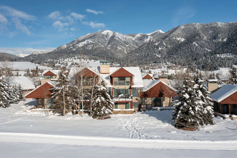 Home is Right on the Golf Course | Exterior Home is Right on the Golf Course | Exterior