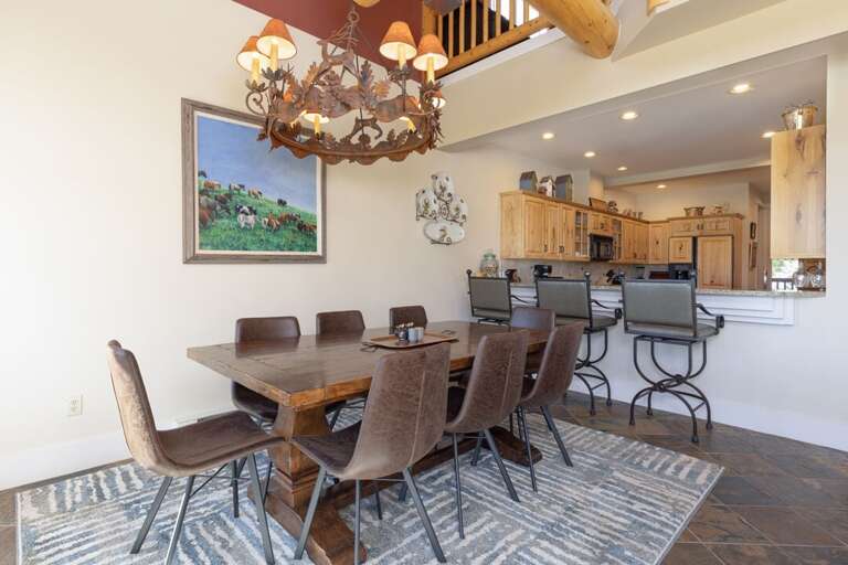 Gather round | Main Level