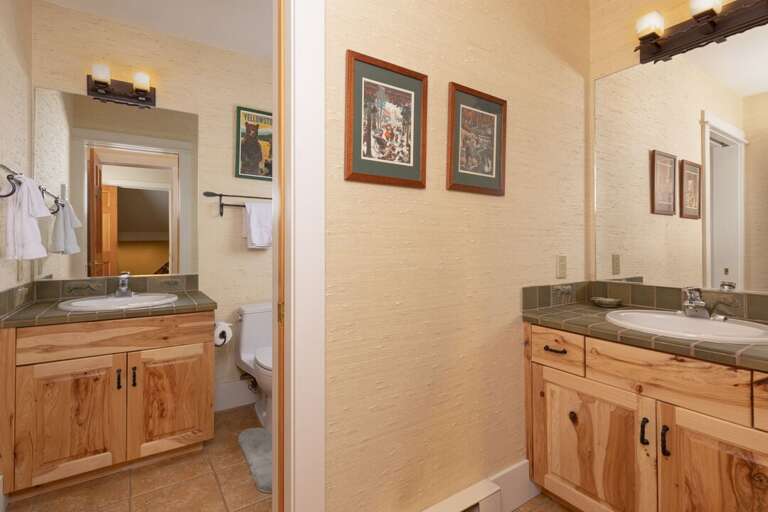 Get ready for the day | Lower Level