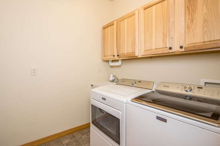 Do your laundry | Main Level