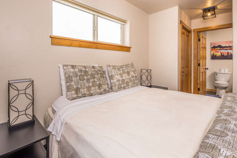 Wake up to gorgeous morning light | Master | Queen-sized bed | Main Level