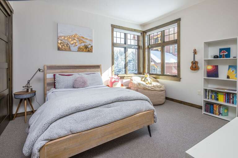 Kids love this room! | Queen-sized bed | Main Level