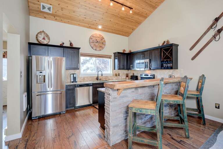 Have your morning coffee at the bar | Main Level