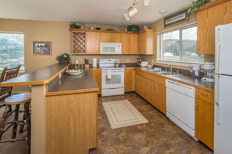 Spacious Kitchen | Main Level