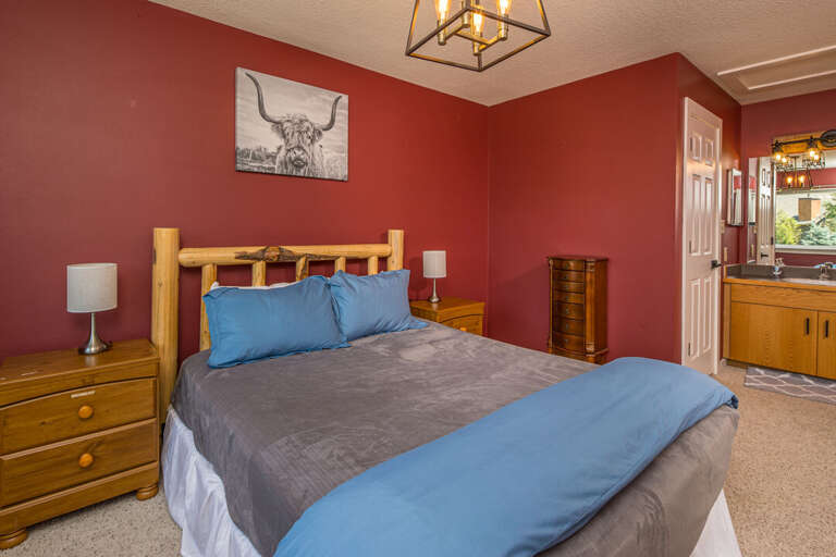 Bedroom 2 | Upper Level