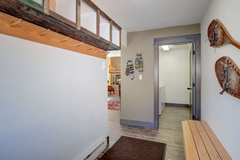 Entry Area | Main Level