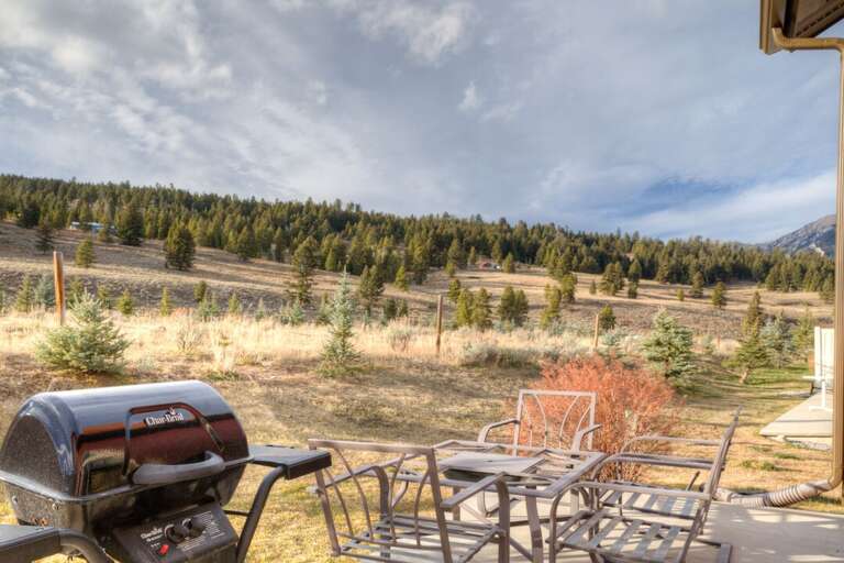 Enjoy the views while you grill | Exterior Enjoy the views while you grill | Exterior