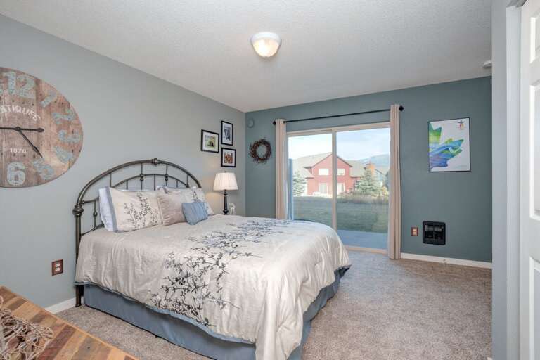 Wake up to beautiful views | Master Bedroom | Queen-Sized Bed | Upper Level