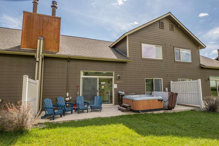 Enjoy the patio space | Exterior