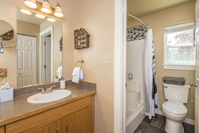 The bathroom has everything you need | Main Level