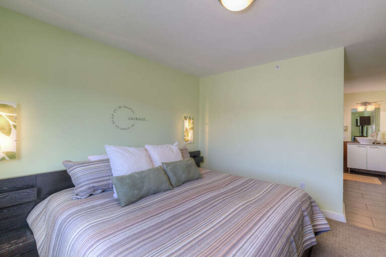 Get comfy | Main Level Get comfy | Main Level