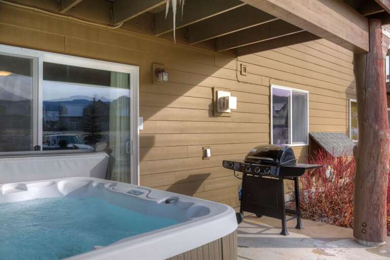 Grill out | Exterior