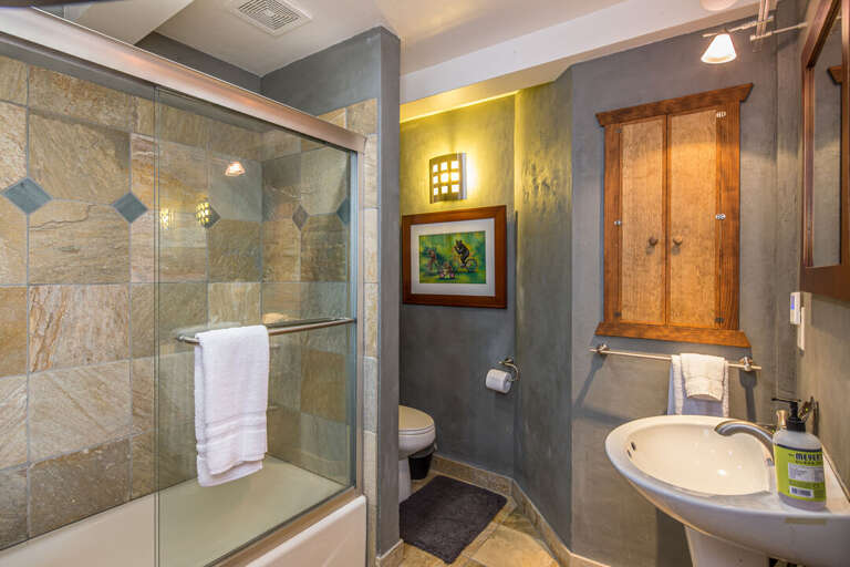 Take a hot bath after skiing | Main Level Take a hot bath after skiing | Main Level