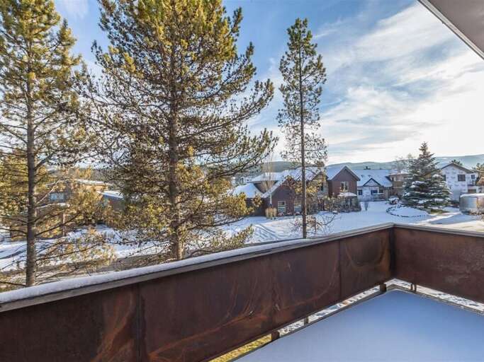 Beautiful winter views | Main Level