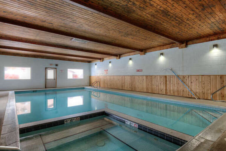 Community Pool Community Pool