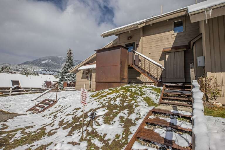 Front Entrance | Exterior