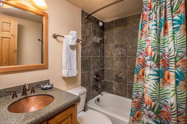 Have a hot bath | Main Level Have a hot bath | Main Level