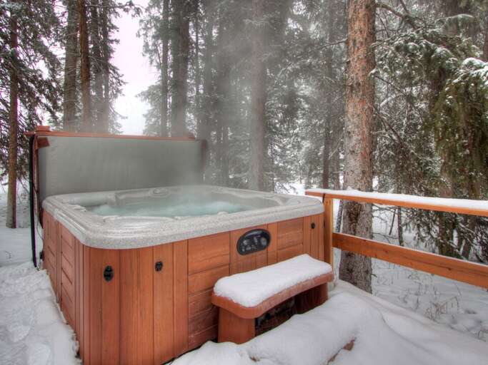 Have a hot cocoa as you soak in the hot tub | Exterior