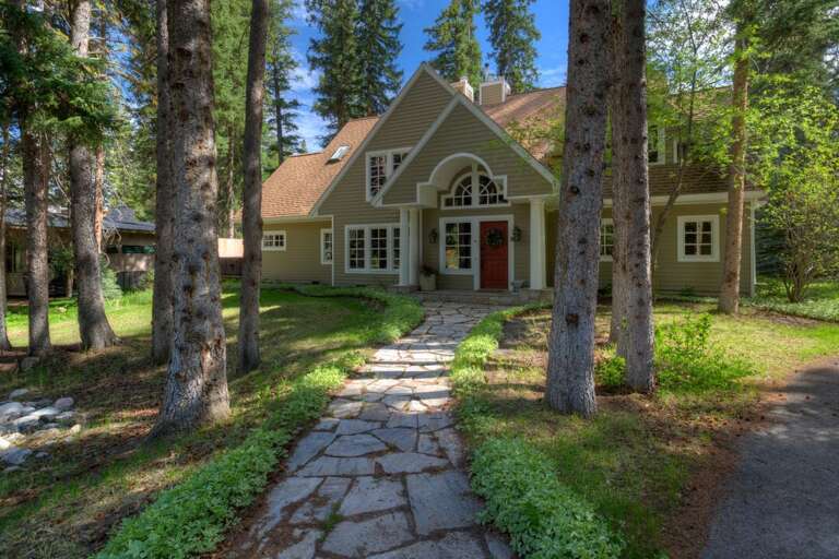 Lots of shade in the summer | Exterior