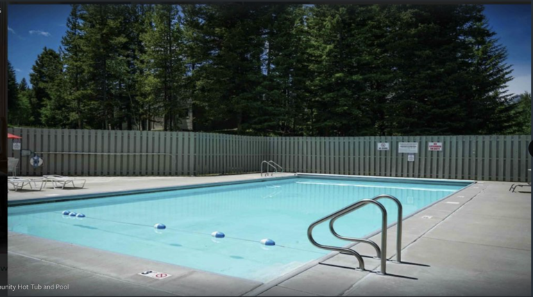 Seasonal Community Pool