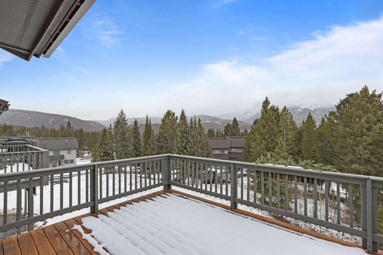 Enjoy the views from the balcony | Lower Level
