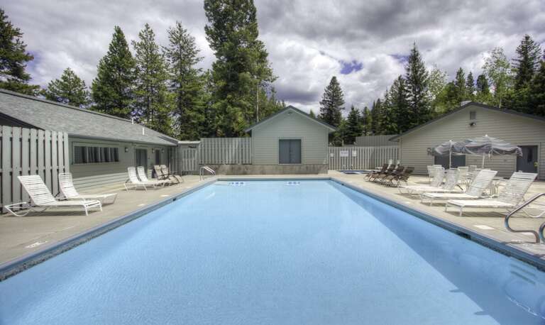 Seasonal Community Pool