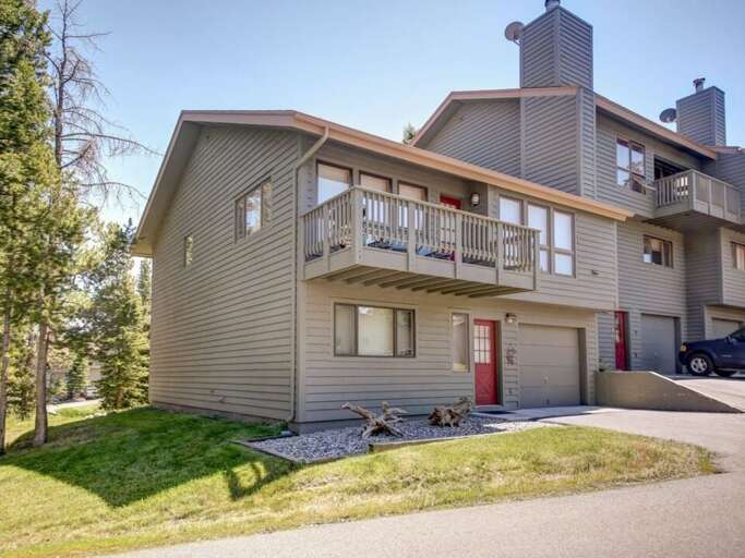 Enjoy the yard | Exterior Enjoy the yard | Exterior