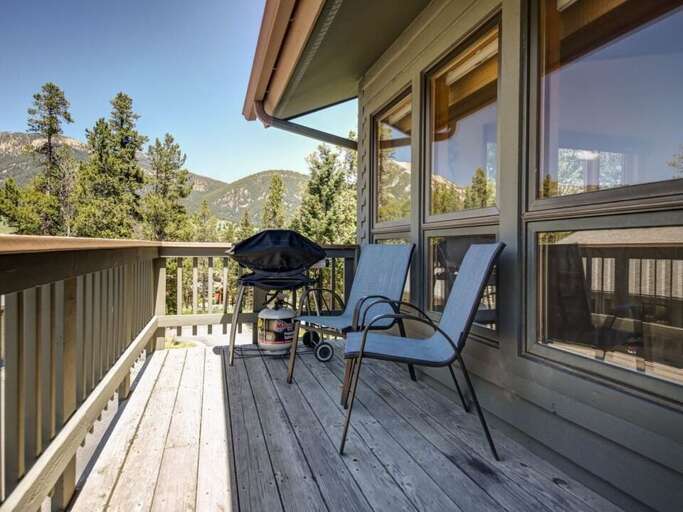 Grill out on the balcony | Exterior Grill out on the balcony | Exterior