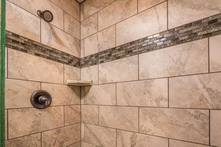 Walk-shower | Upper Level