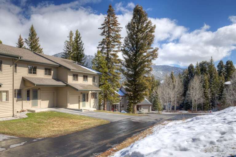 Beautiful Big Sky | Exterior