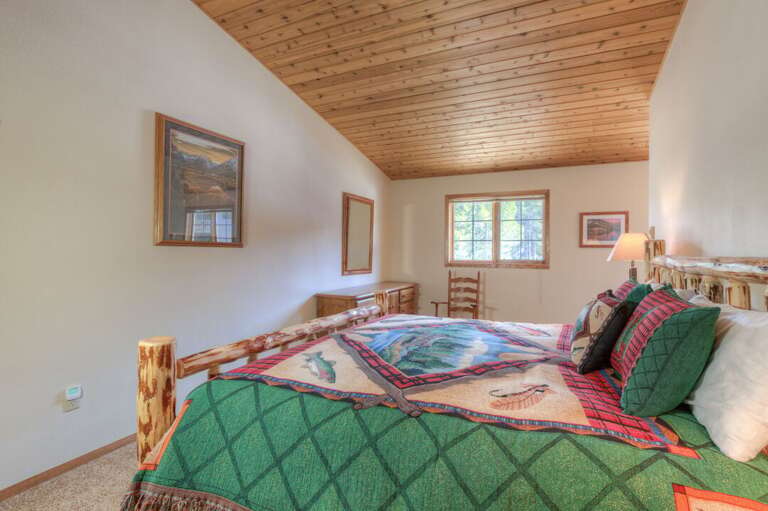 Enjoy the views | Upper Level