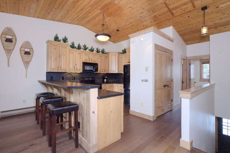 Have breakfast at the bar | Main Level